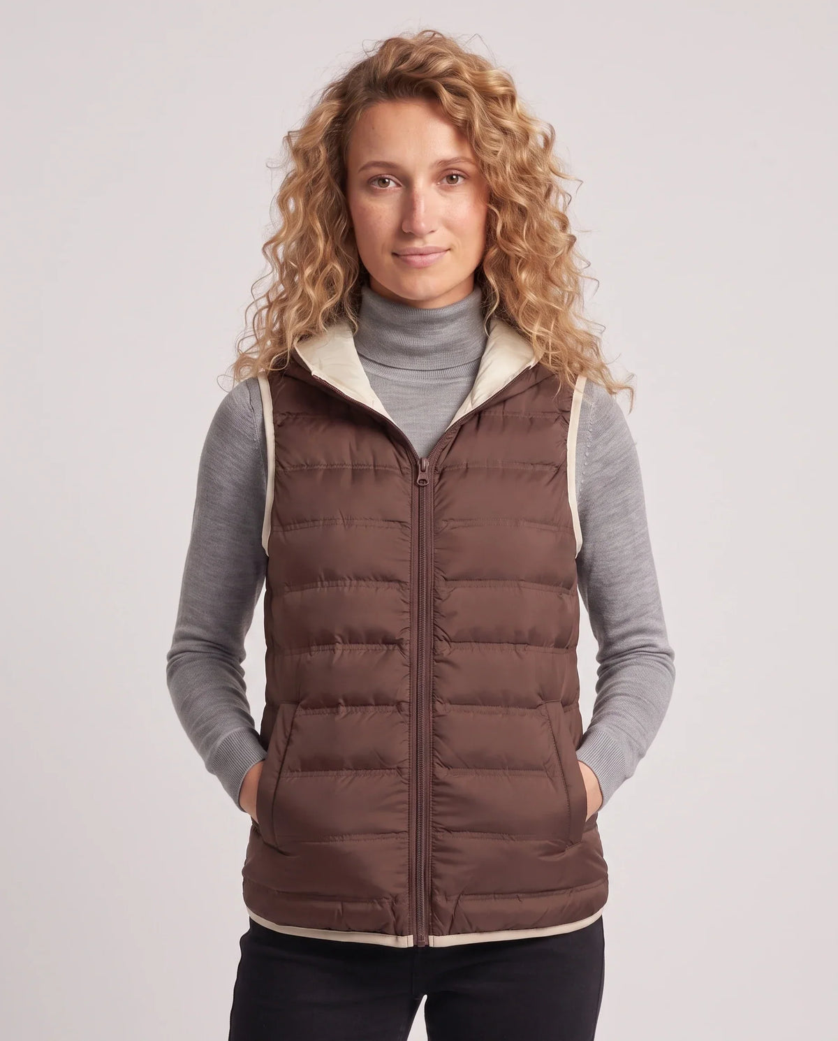 Lightweight Puffer Gilet with Contrast Lining