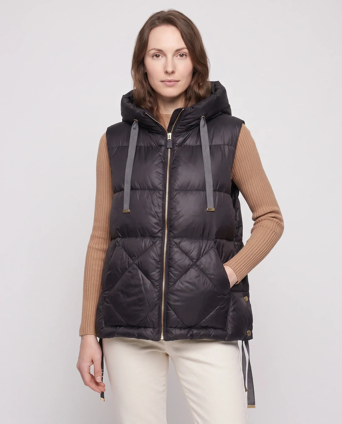 Quilted Puffer Gilet with Hood and Large Pockets