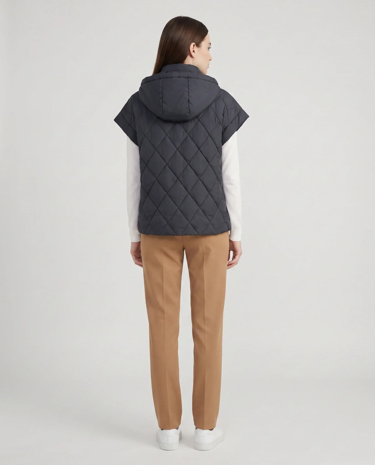Short Quilted Hooded Puffer Gilet