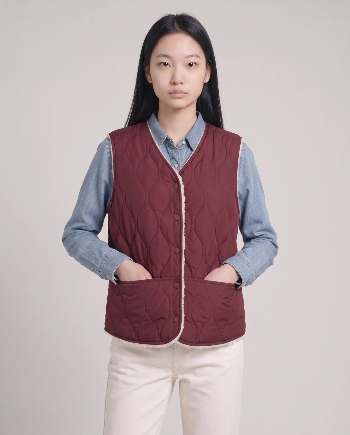 Sherpa-Lined Quilted Gilet with V-Neck