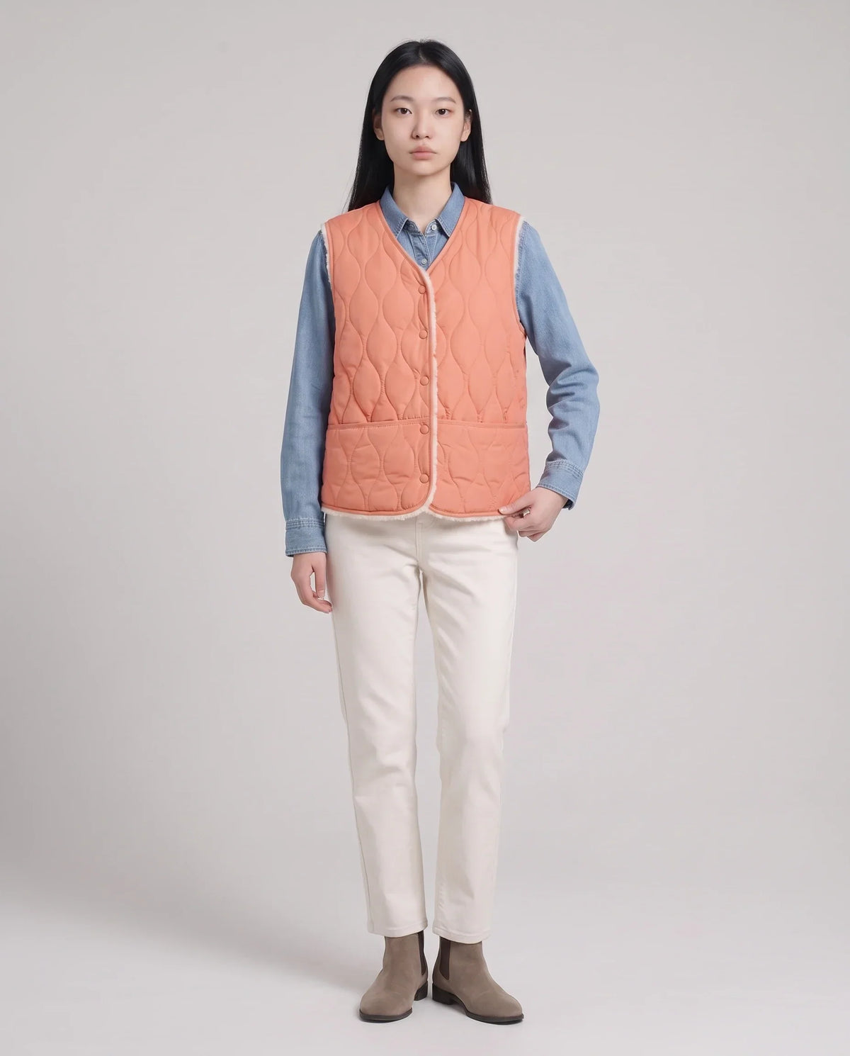 Sherpa-Lined Quilted Gilet with V-Neck