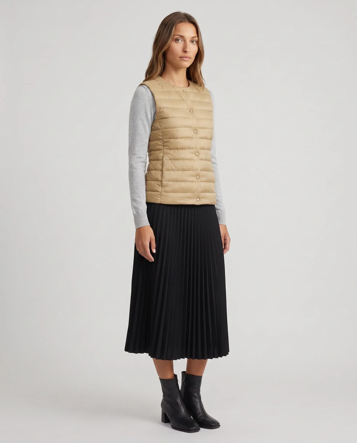 Lightweight Puffer Gilet with Convertible Collar