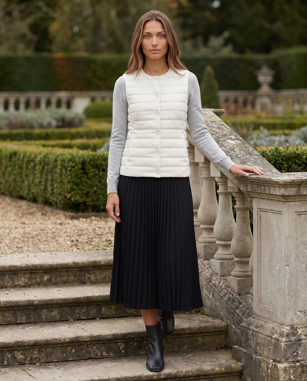 Lightweight Puffer Gilet with Convertible Collar