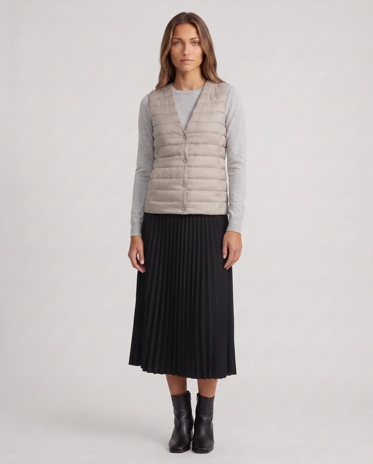 Lightweight Puffer Gilet with Convertible Collar