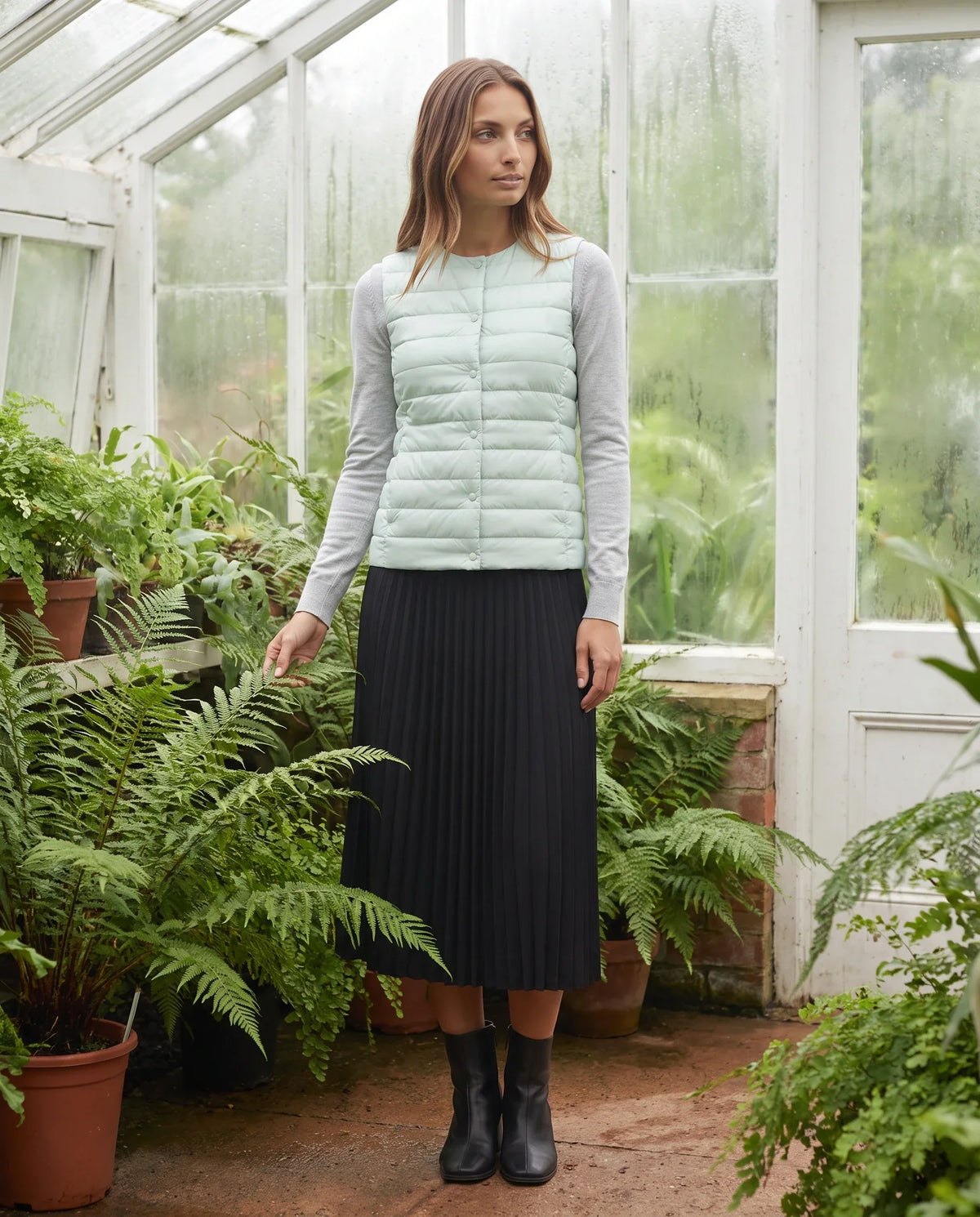 Lightweight Puffer Gilet with Convertible Collar