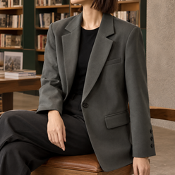 Blazer Polyester Relaxed Tailored with Wide Lapels and Buttoned Cuffs