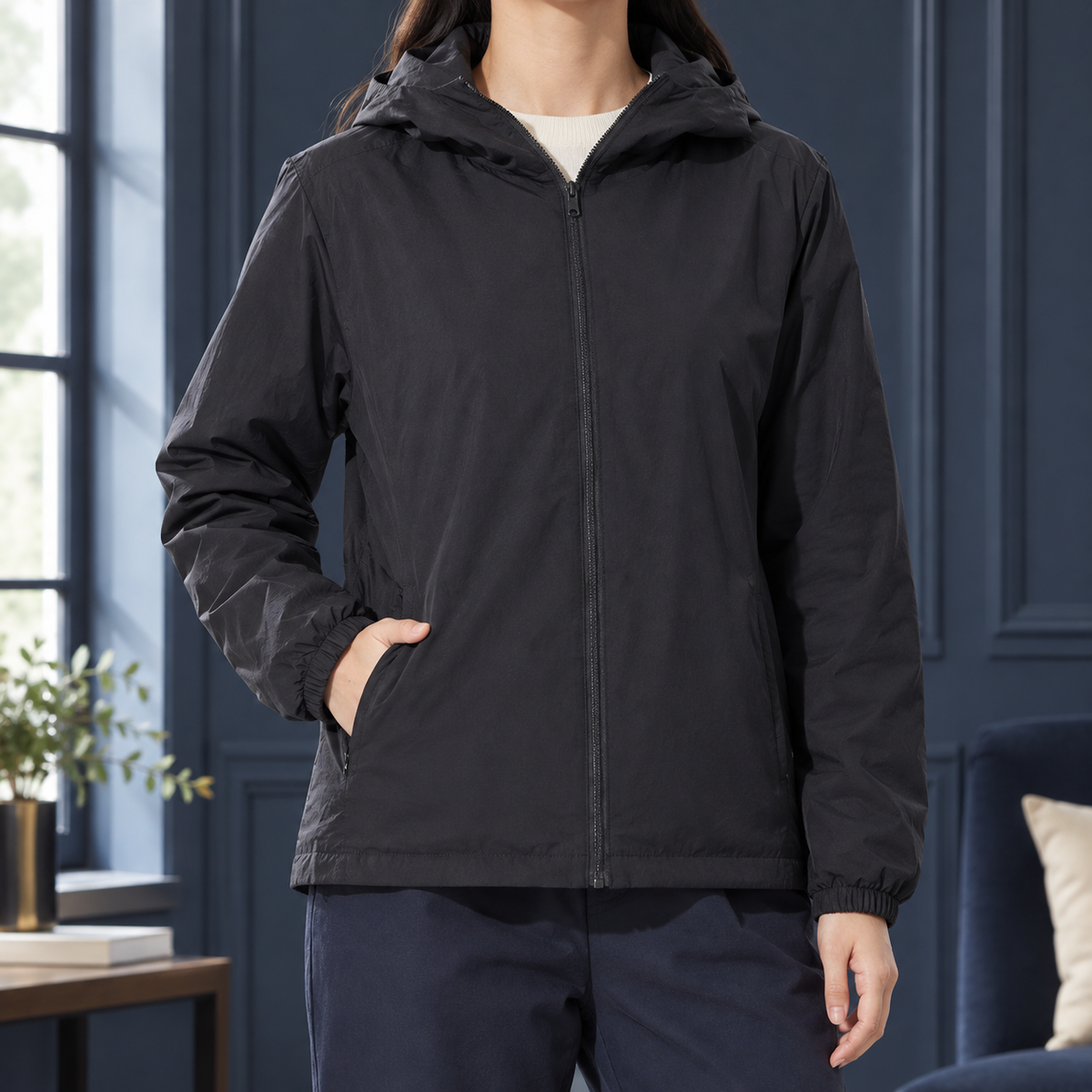 Down Jacket White Duck Down Lightweight with Fixed Hood and Zip