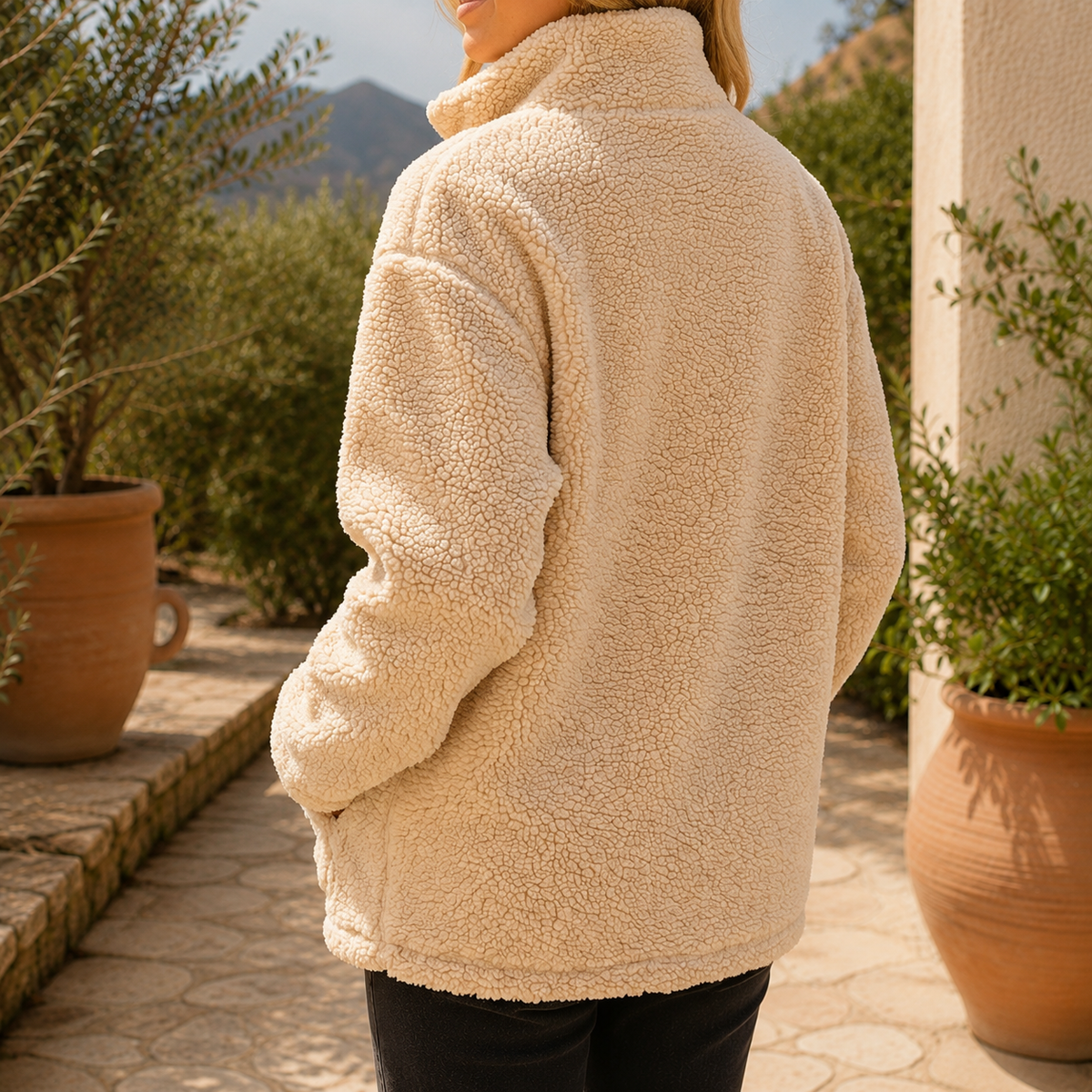 Teddy Jacket Polyester Plush Oversized with Full Zip and Patch Pockets