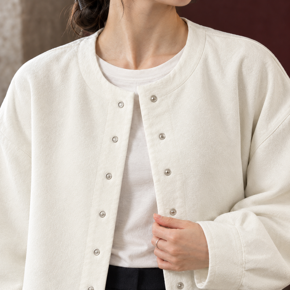 Jacket Polyester Cropped with Round Neckline and Snap Front