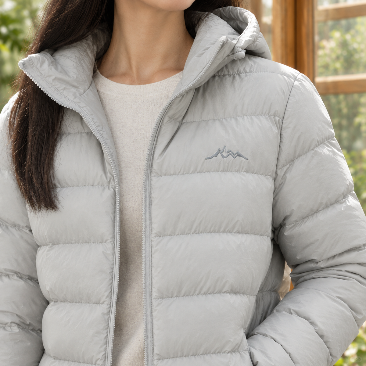 Puffer Jacket White Duck Down Filled with Hood and Full Zip