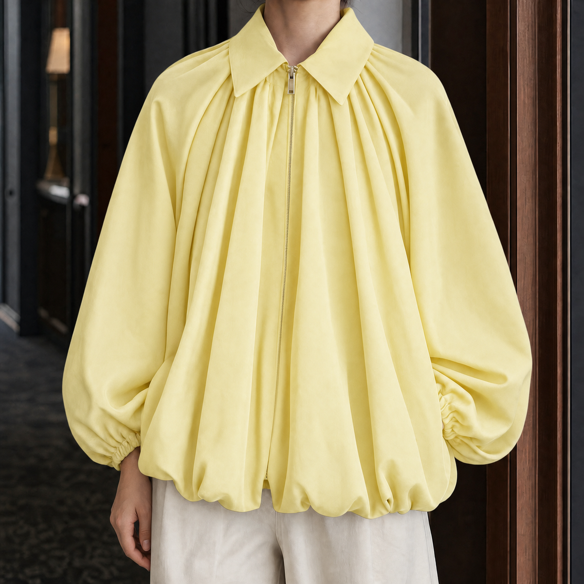 Batwing Jacket Polyester Relaxed with Point Collar and Zip Front
