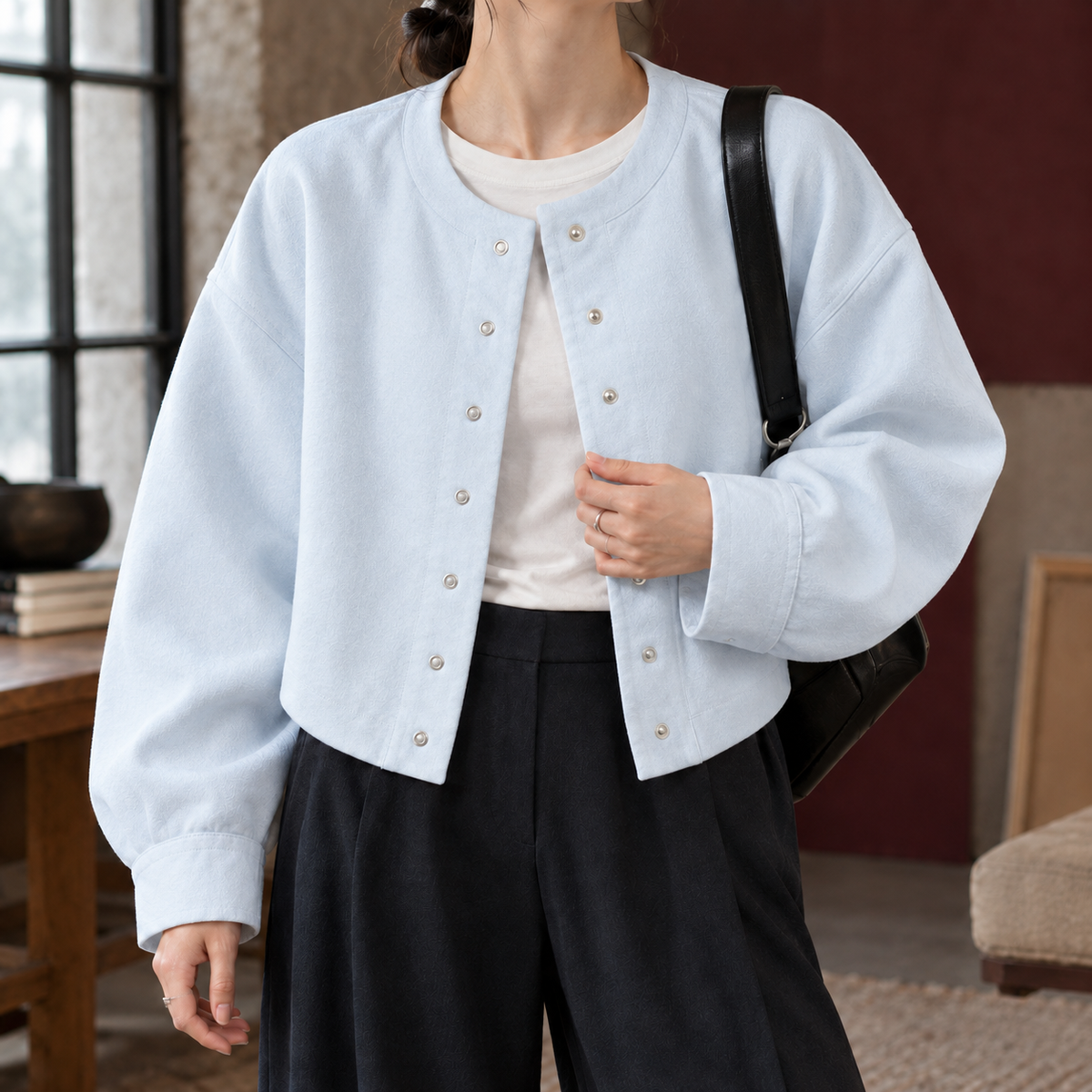 Jacket Polyester Cropped with Round Neckline and Snap Front