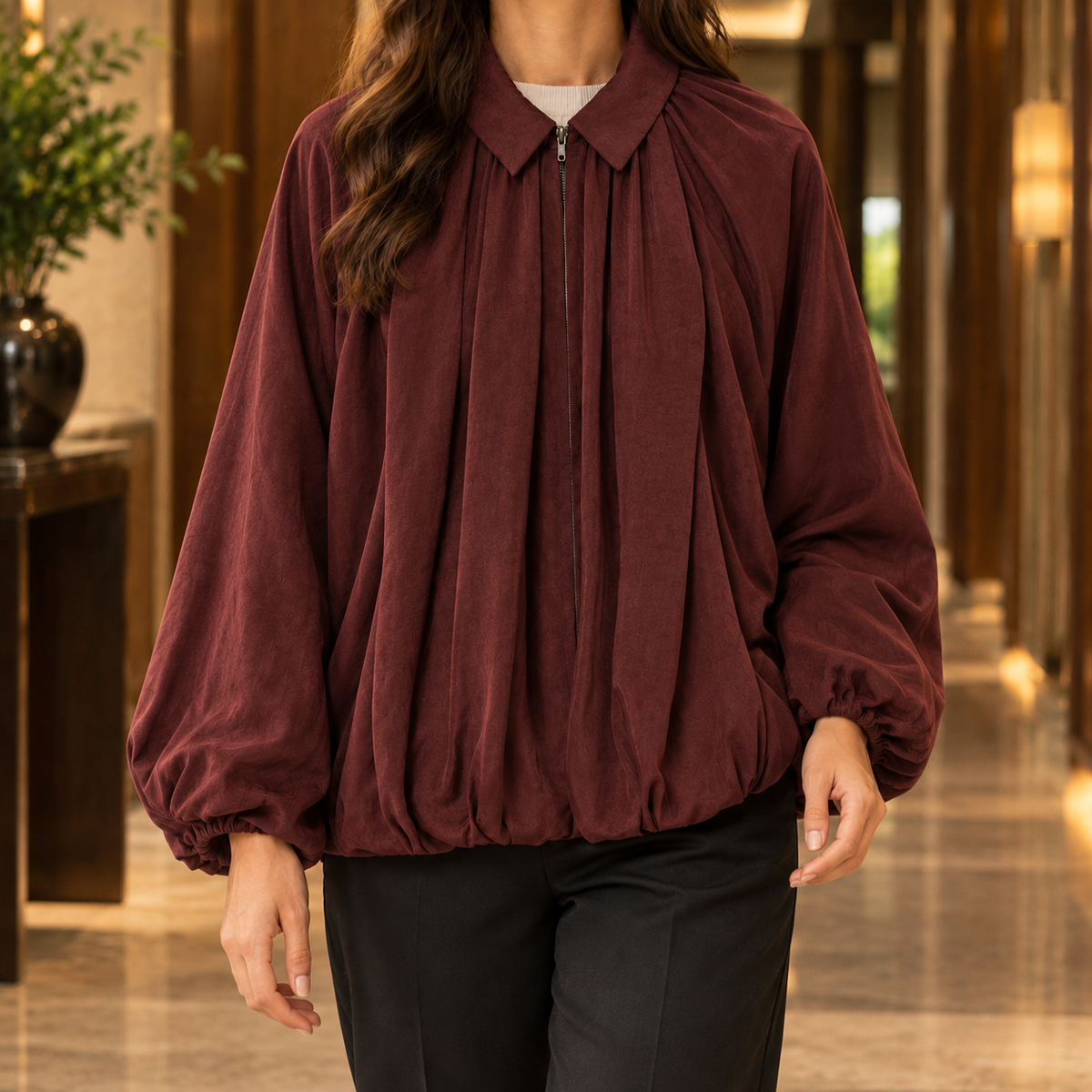 Balloon Jacket Polyester Batwing with Pointed Collar and Full Zip