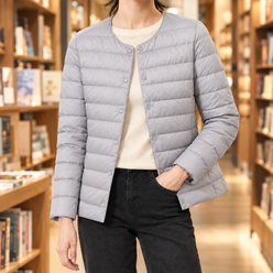 Quilted Jacket Polyester Slim Short with Round Neckline and Snap Front